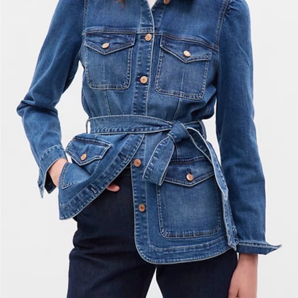 **SOLD** GAP - Fall 2023 Collection - Puff Sleeve - Denise Jacket